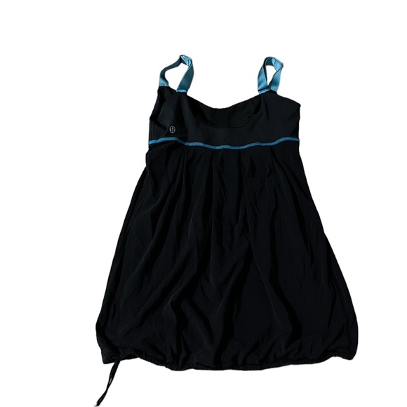lululemon athletica Tops - LuLuLemon Athletica Womens Back on Track Black Aqua Built in Bra Tank Top Size 6